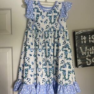 Girls dress